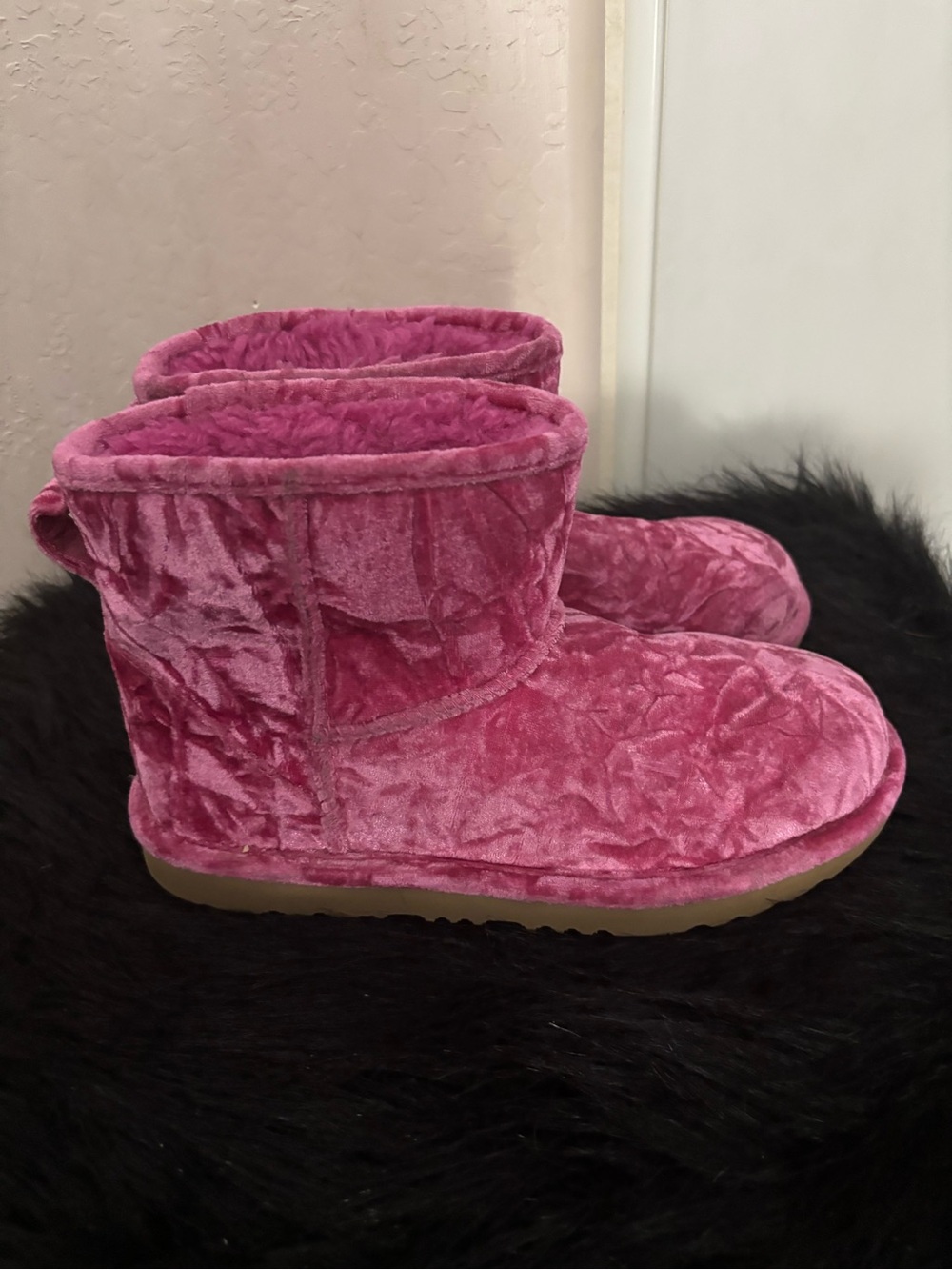 EUC UGG Slip-On Classic Mini Velvet Boots in Rasberry, Size 5